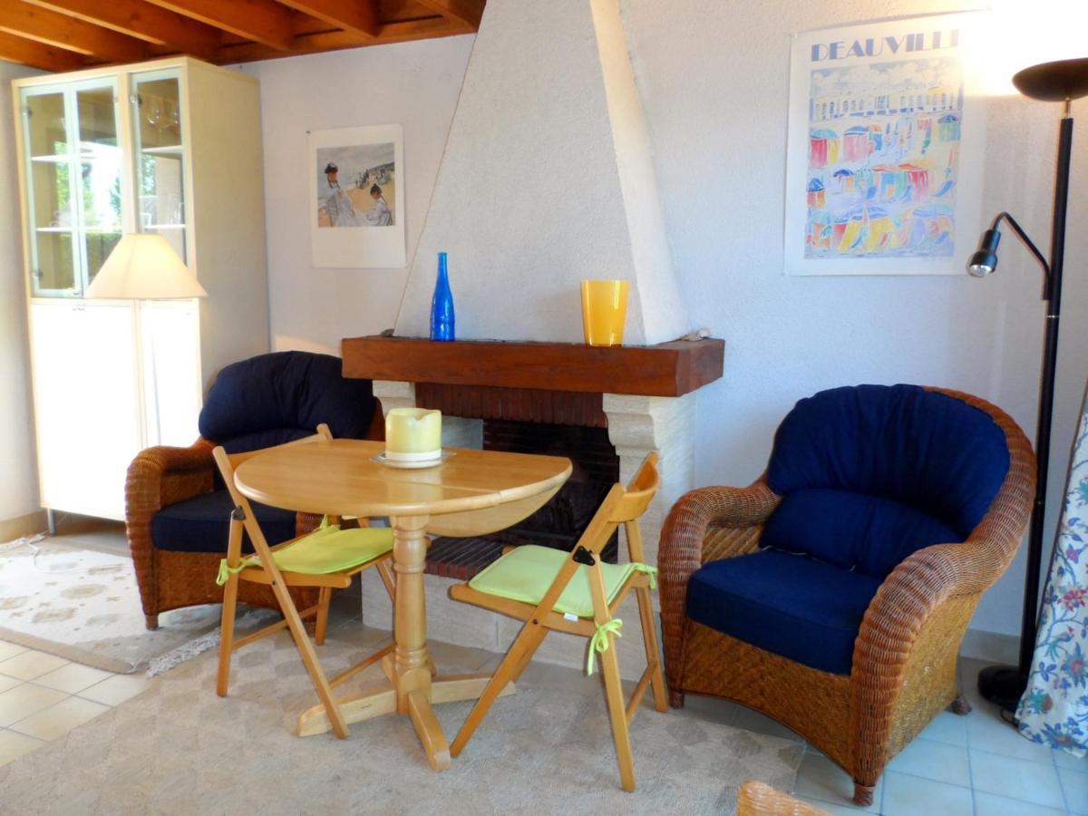 Charmant Cottage Normand Avec Jardin, Proche Hippodrome, Piscine Chauffee Et Tennis, Parking Prive - Fr-1-487-288 Cabourg Exterior foto